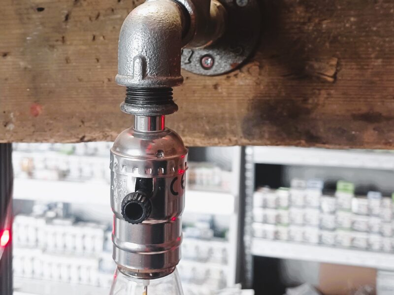 Oryginalne lampy ręcznie robione.