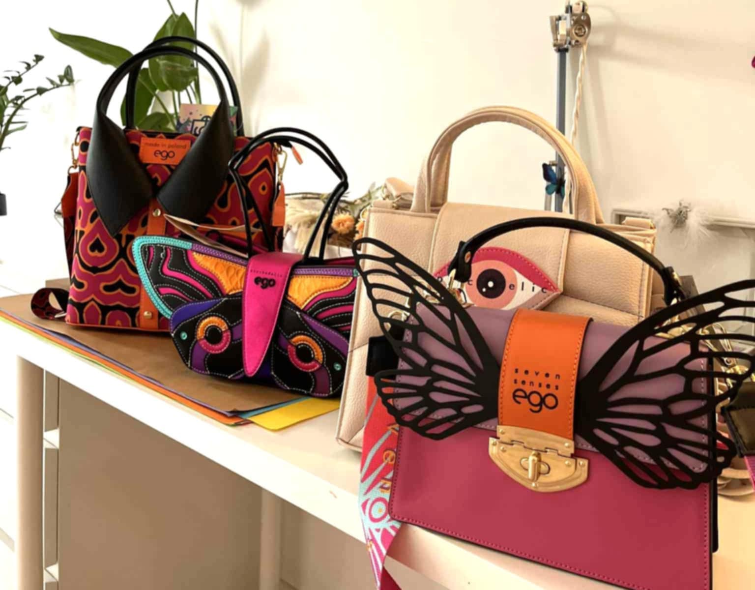 Czy torebka może pasować do paznokci?